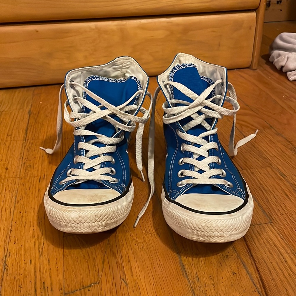 Blue converse